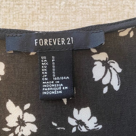 Forever 21 Dress - Picture 12 of 13